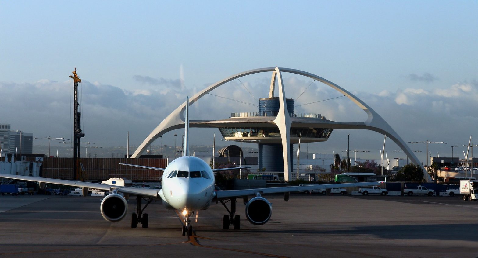 LAX Airport Parking Guide